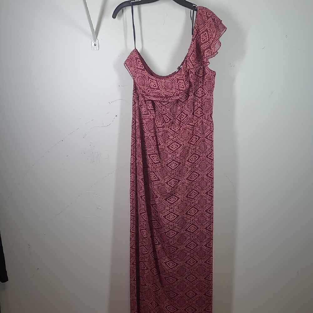 Love Pink Patterned One-Shoulder Dress